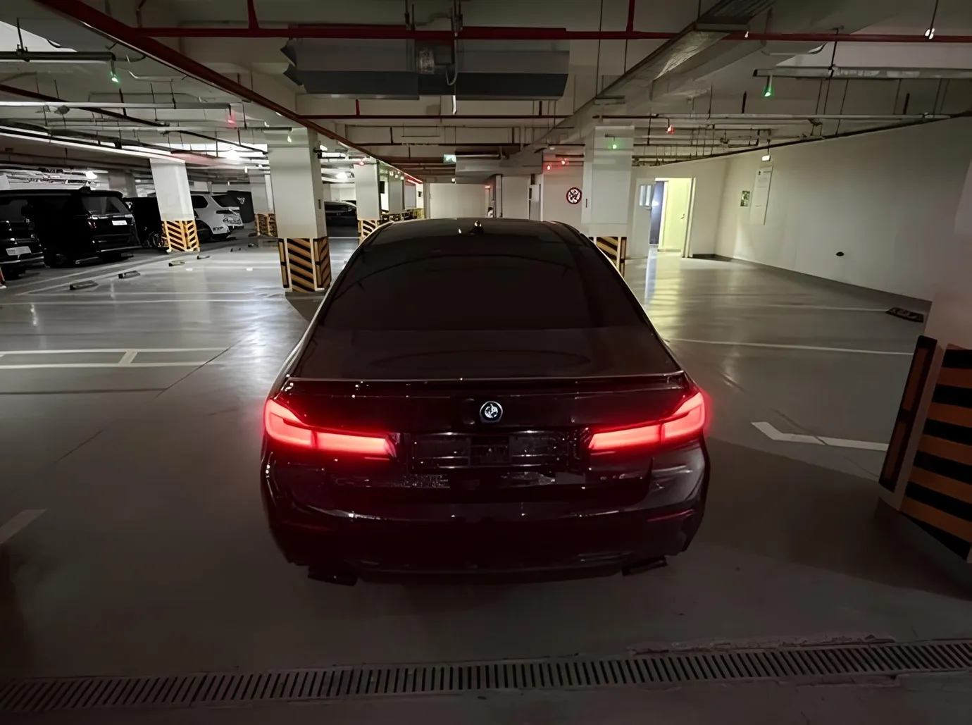 BMW 530e, 2.0 L, 2023 год, 33 000 km, Баку - Цена: 90 000 ₼ - Tunel.az