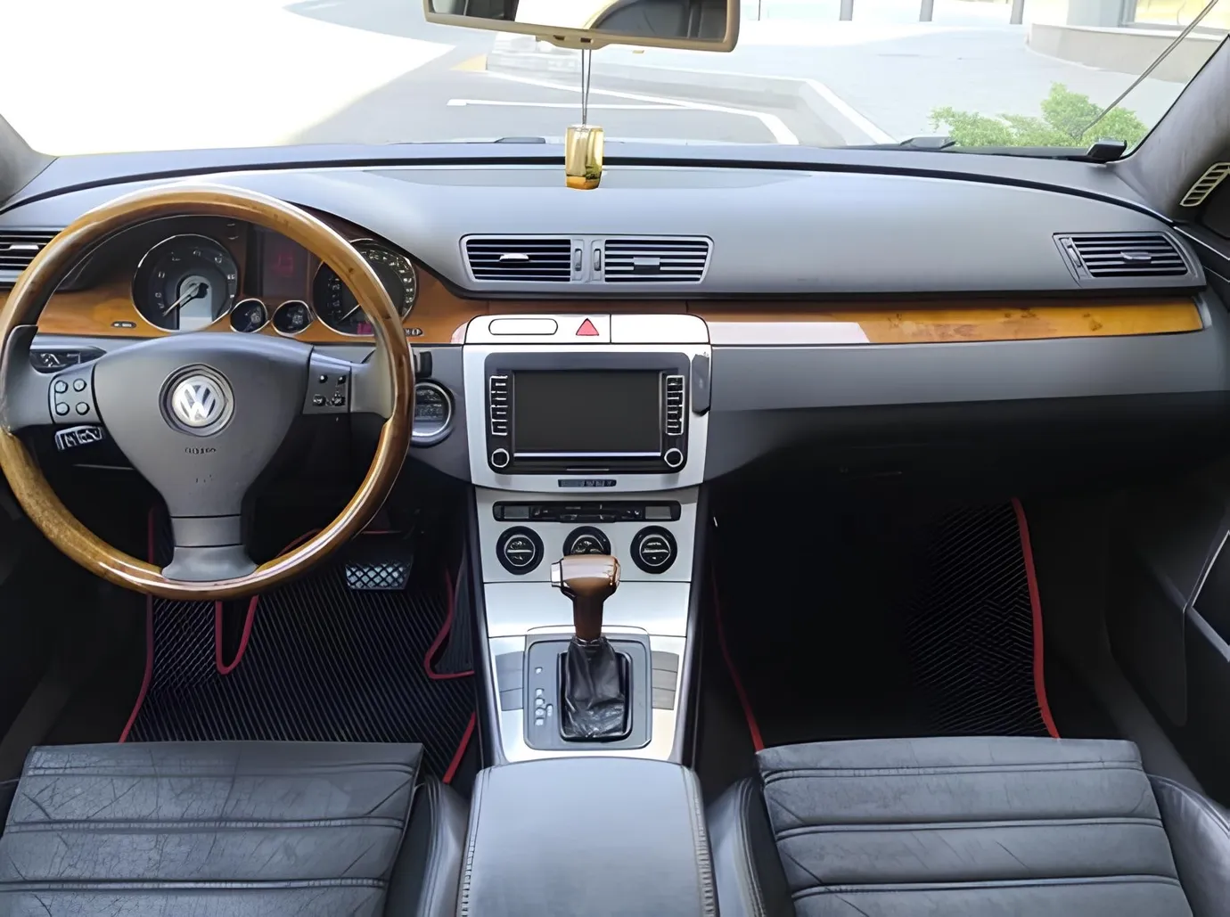 Volkswagen Passat, 1.8 L, 2008 i̇l, 273 000 km, Bakı - Qiymət: 9 900 ₼ - Tunel.az
