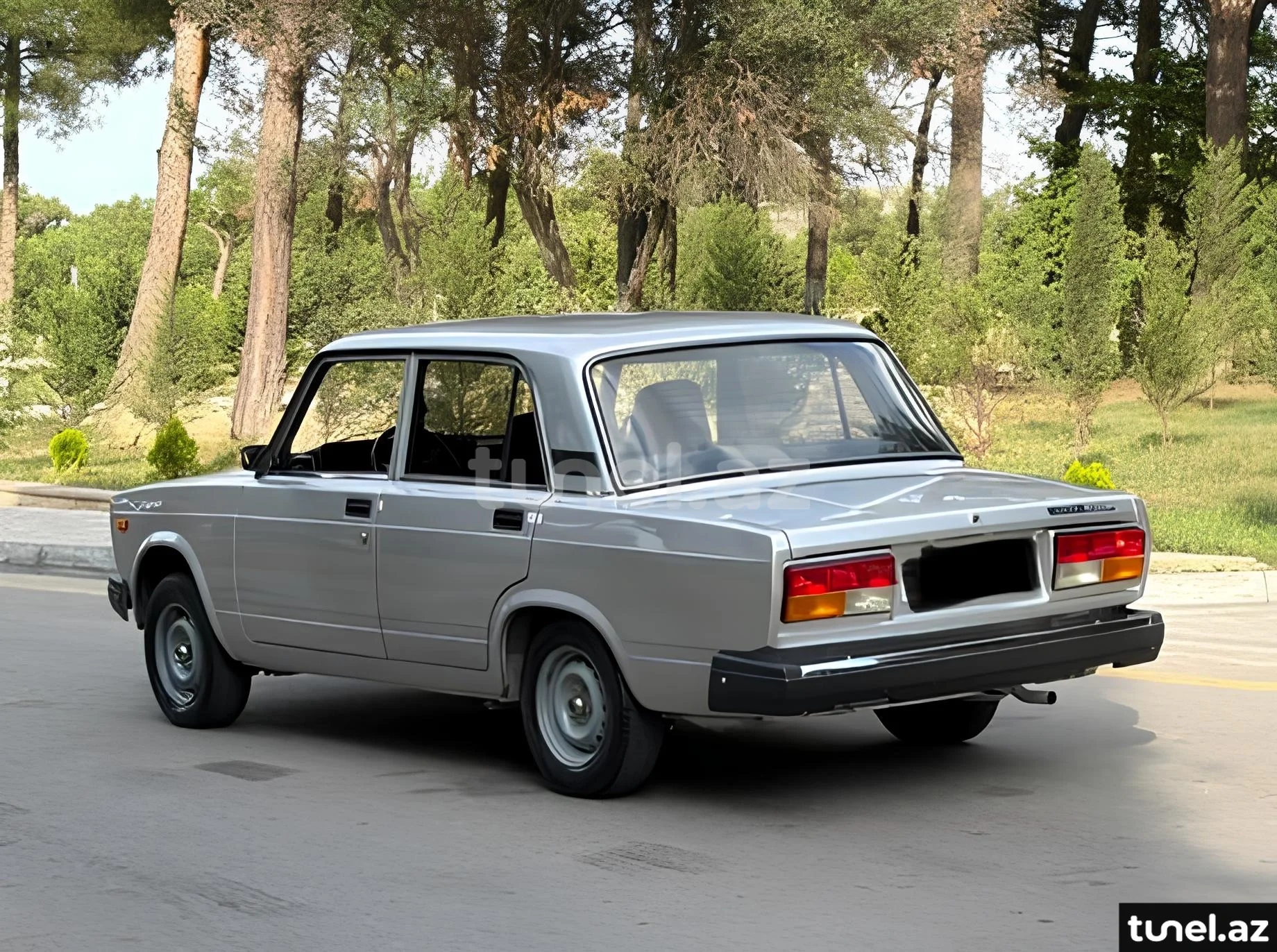 LADA (VAZ) 2107 2010