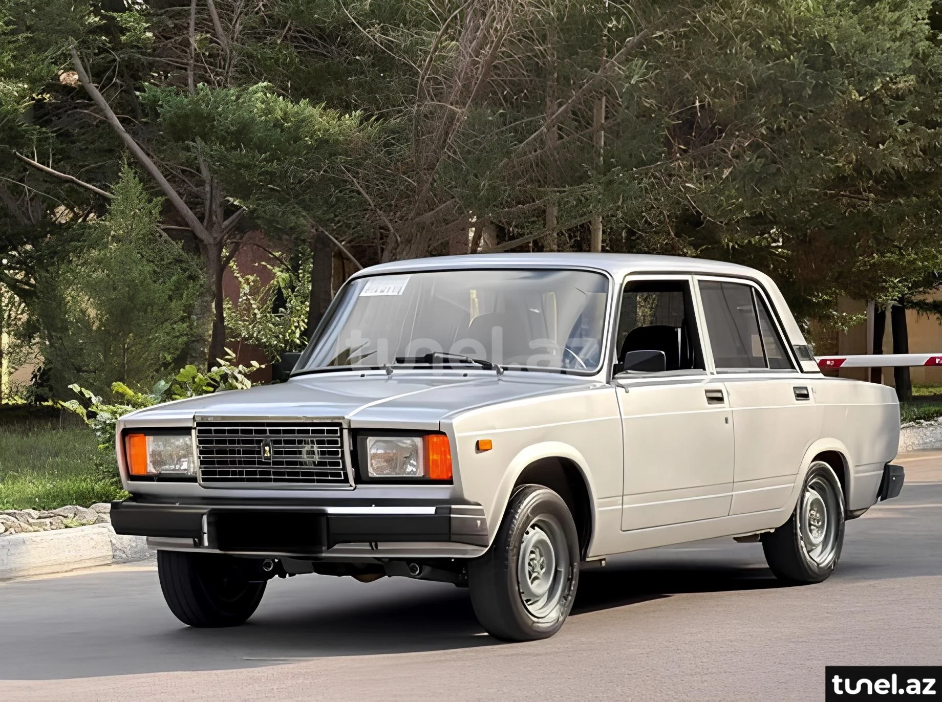 LADA (VAZ) 2107 2010