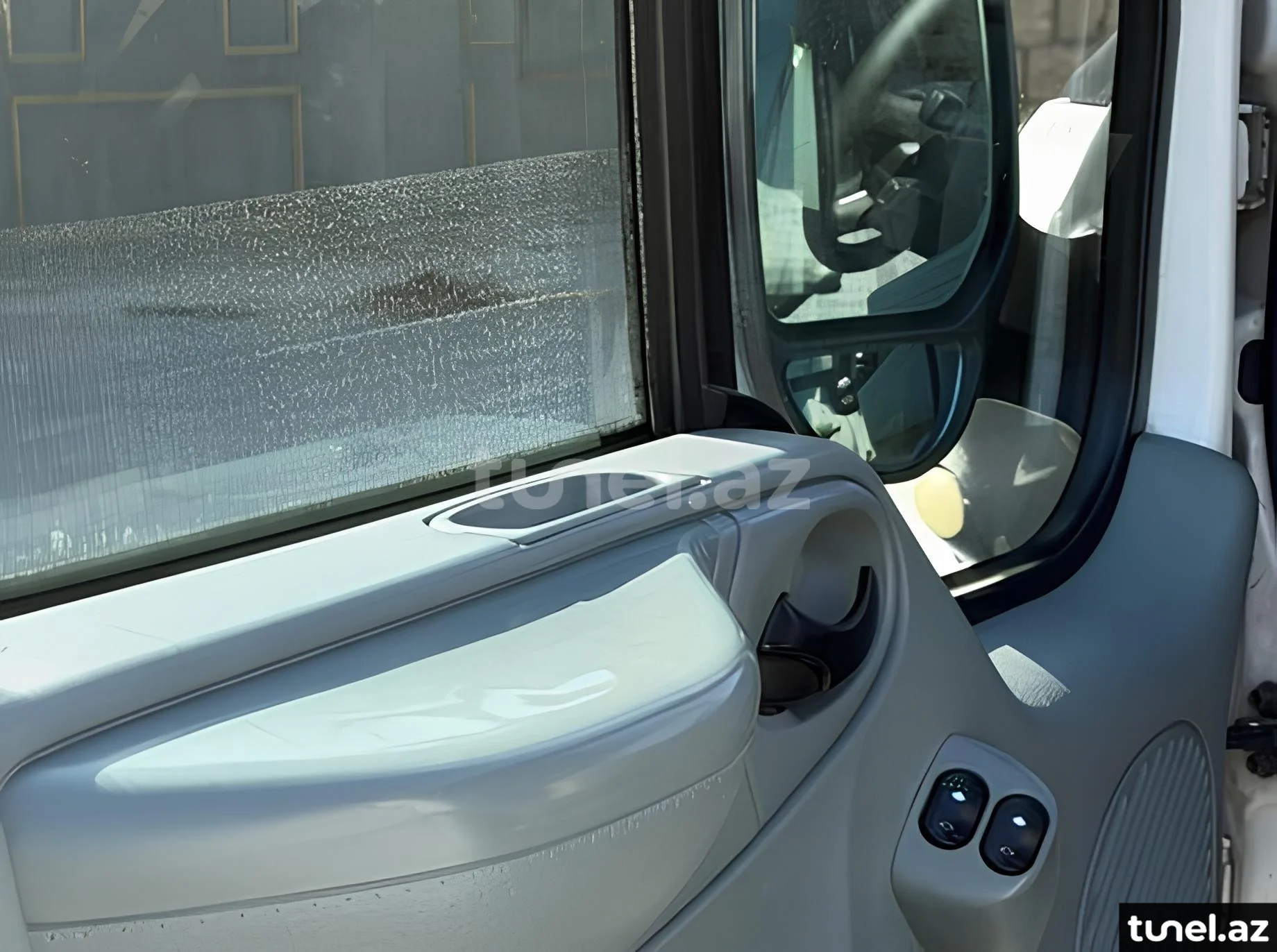 Ford Transit 2010