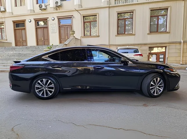 Lexus ES 300h, 2.5 L, 2021 year, 95 000 km, Baku - Price: 55 000 ₼ - Tunel.az