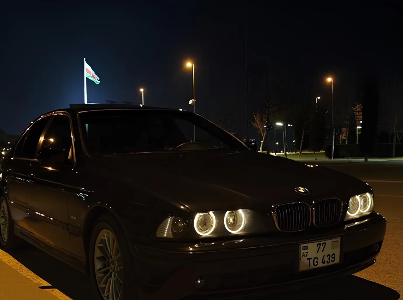 BMW 523, 2.5 L, 1998 год, 288 000 km, Баку - Цена: 9 000 ₼ - Tunel.az