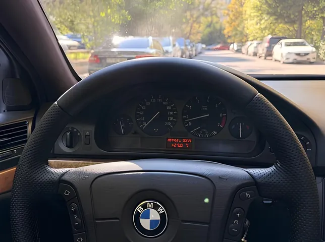 BMW 523, 2.5 L, 1998 год, 288 000 km, Баку - Цена: 9 000 ₼ - Tunel.az