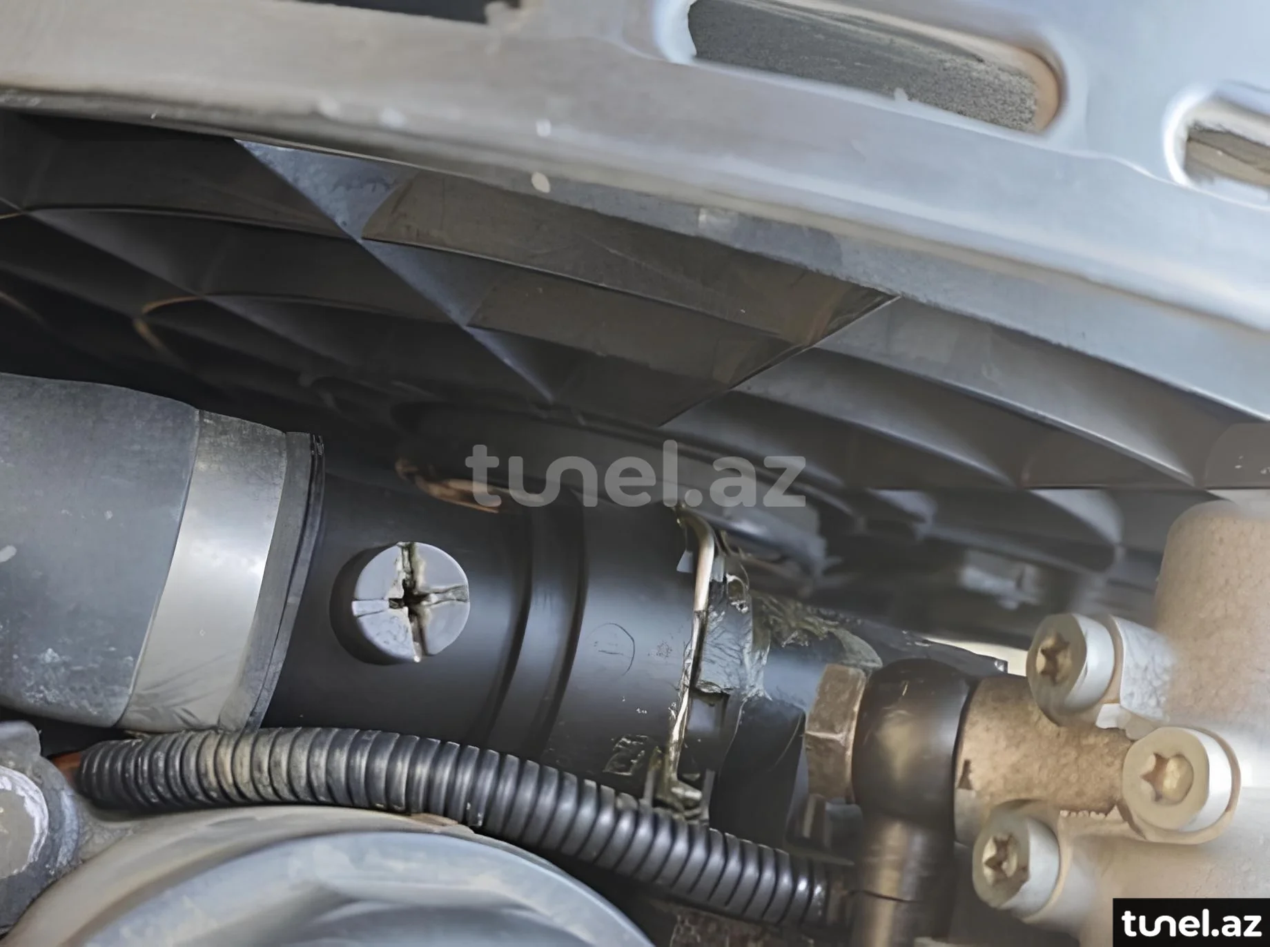 BMW 523 1998