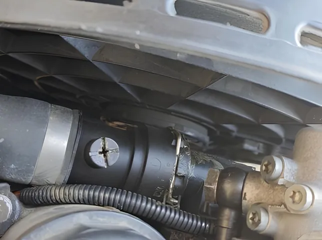 BMW 523, 2.5 L, 1998 год, 288 000 km, Баку - Цена: 9 000 ₼ - Tunel.az