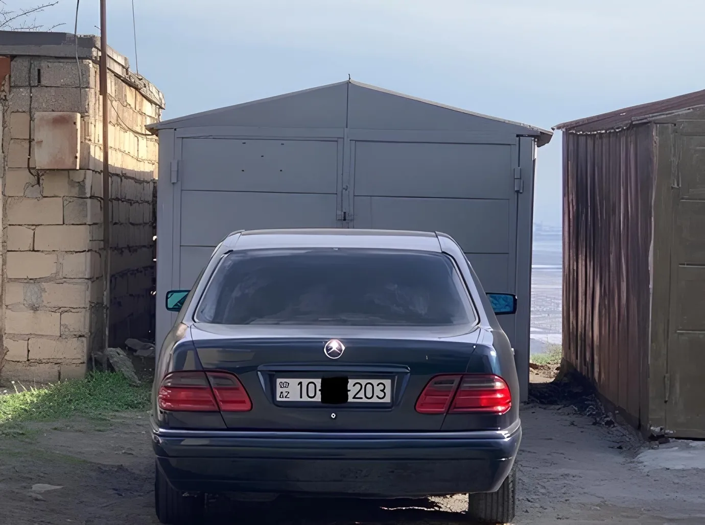Mercedes E 230, 2.3 L, 1997 i̇l, 350 000 km, Bakı - Qiymət: 10 900 ₼ - Tunel.az