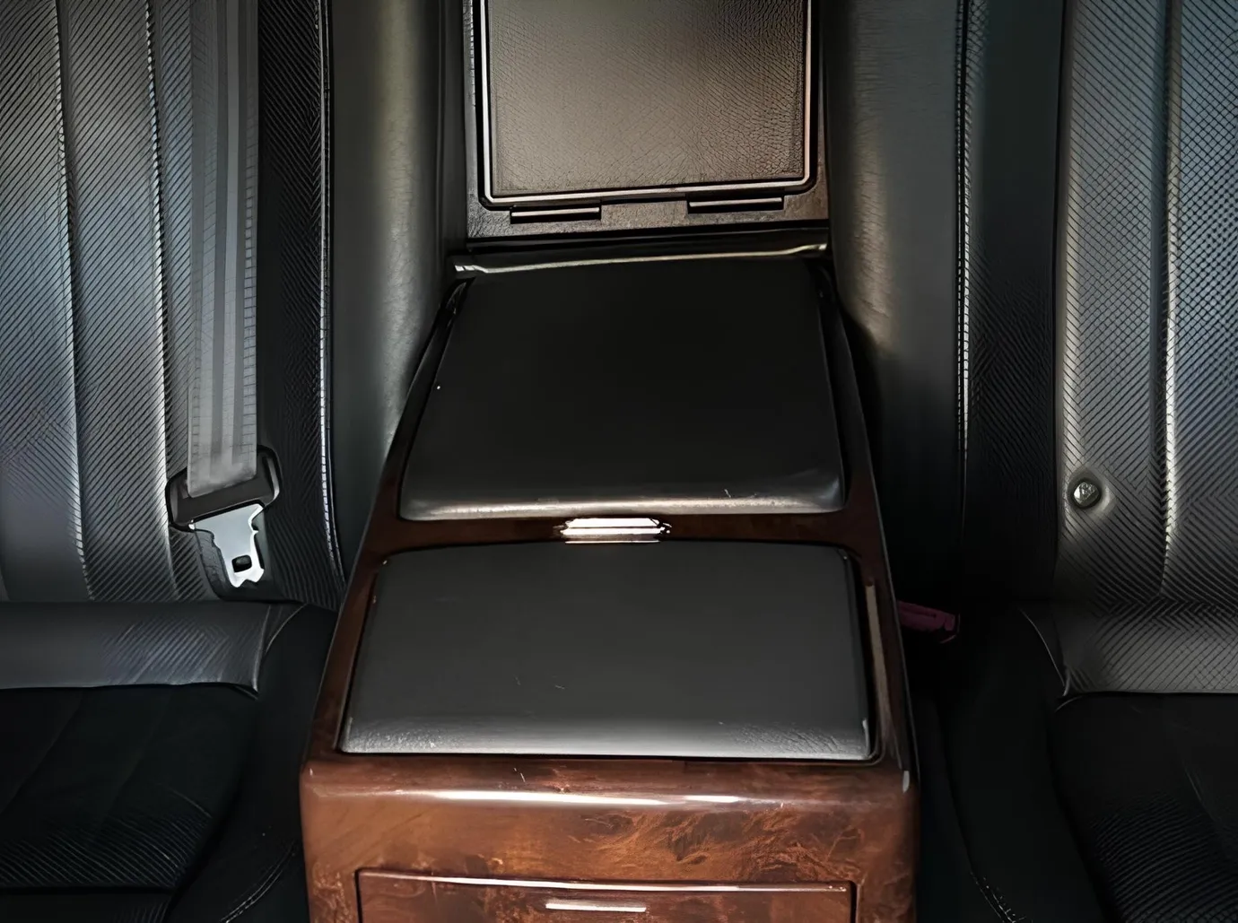 Hyundai Genesis, 3.8 L, 2010 წელი, 197 584 km, Baku - ფასი: 19 000 ₼ - Tunel.az