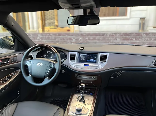 Hyundai Genesis, 3.8 L, 2010 წელი, 197 584 km, Baku - ფასი: 19 000 ₼ - Tunel.az