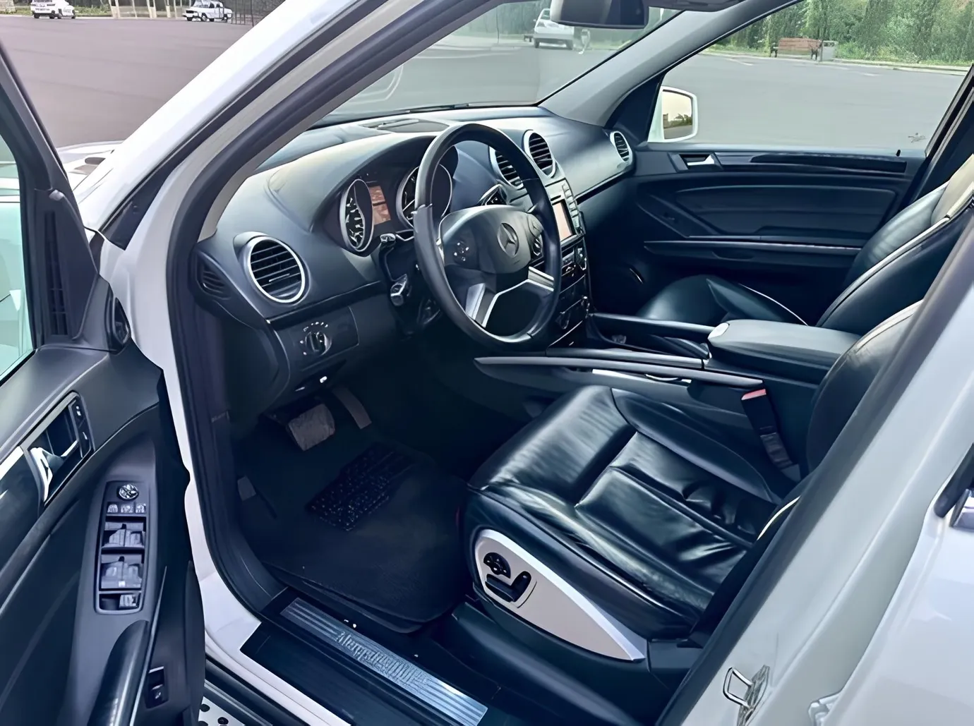 Mercedes GL 550 4MATIC, 5.5 L, 2011 year, 165 000 km, Ganja - Price: 33 000 ₼ - Tunel.az