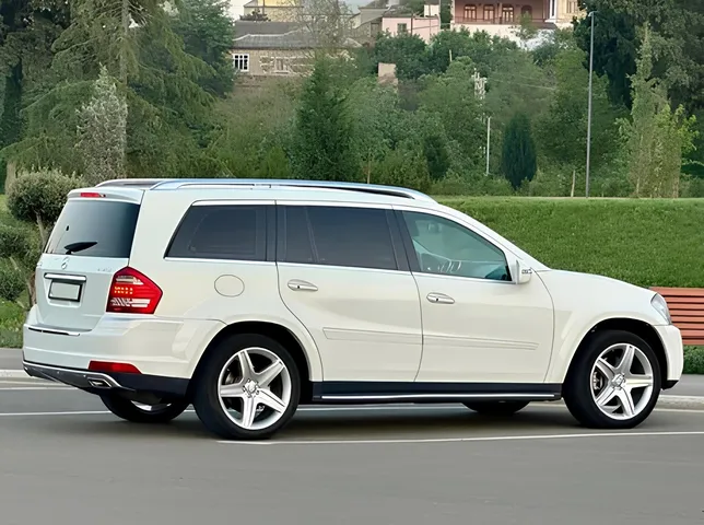 Mercedes GL 550 4MATIC, 5.5 L, 2011 year, 165 000 km, Ganja - Price: 33 000 ₼ - Tunel.az