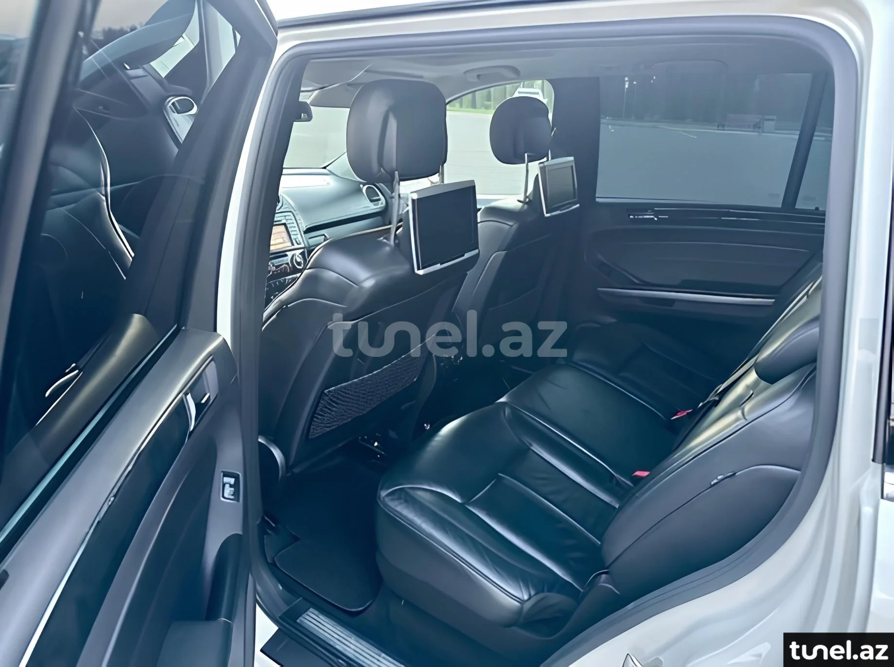 Mercedes GL 550 4MATIC 2011
