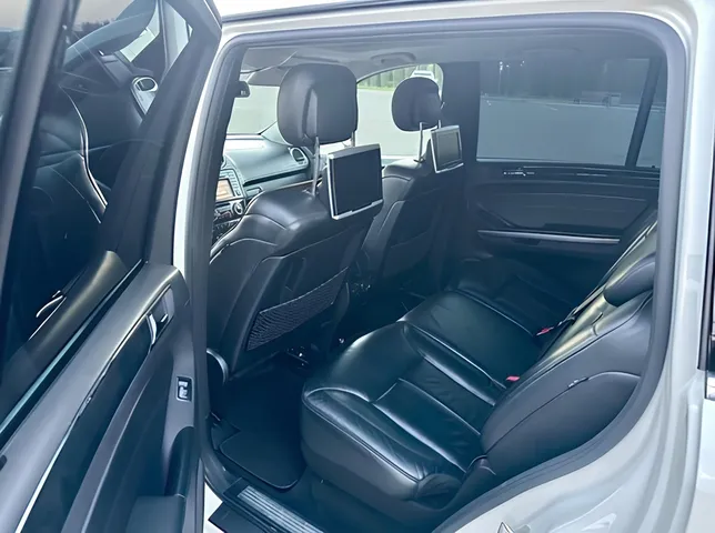 Mercedes GL 550 4MATIC, 5.5 L, 2011 year, 165 000 km, Ganja - Price: 33 000 ₼ - Tunel.az