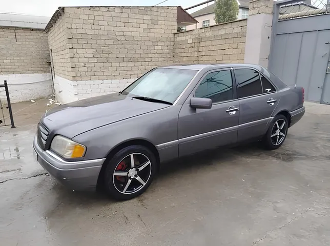 Mercedes C 180, 1.8 L, 1995 i̇l, 235 142 km, Bakı - Qiymət: 7 200 ₼ - Tunel.az