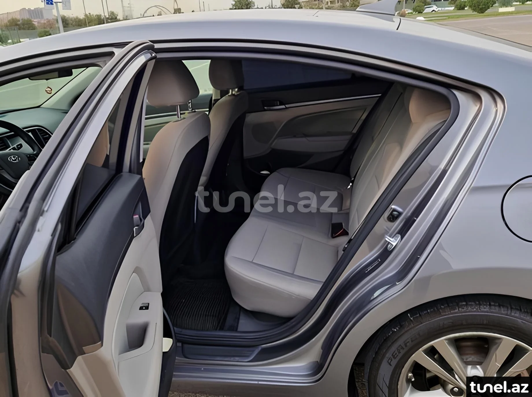 Hyundai Elantra 2018