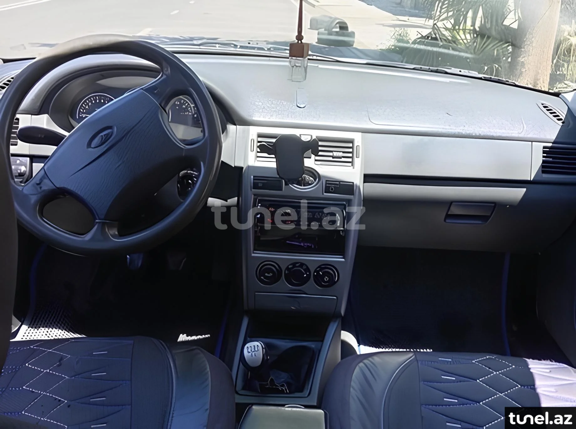 LADA (VAZ) Priora 2011