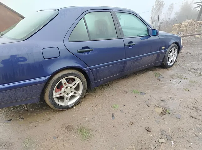 Mercedes C 240, 2.4 L, 1999 year, 340 000 km, Yardimli - Price: 10 000 ₼ - Tunel.az