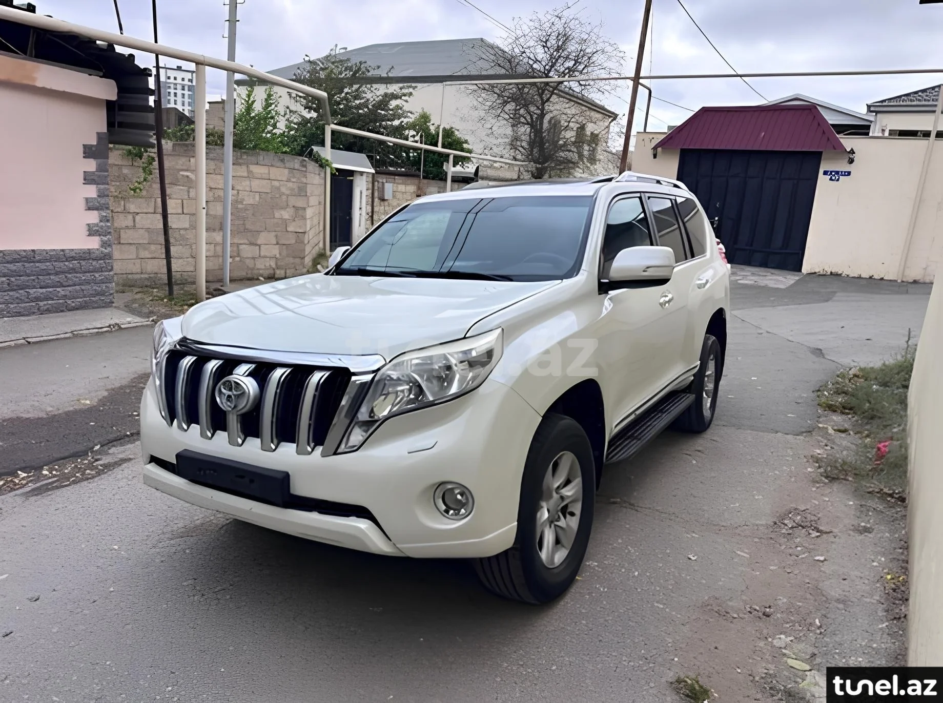 Toyota Land Cruiser Prado 2013