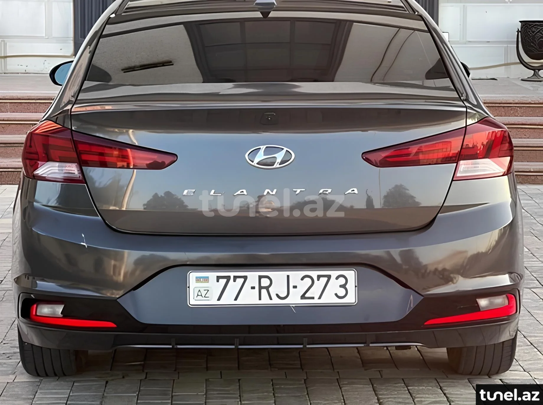 Hyundai Elantra 2020