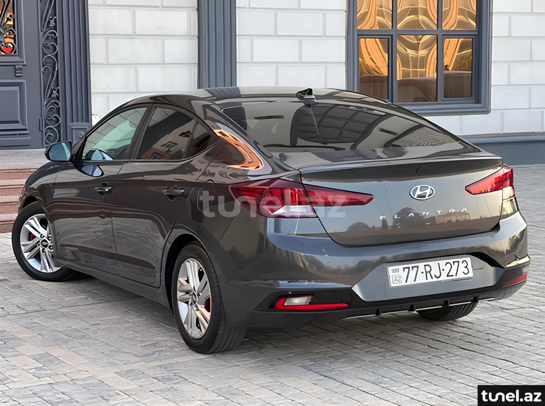 Hyundai Elantra 2020