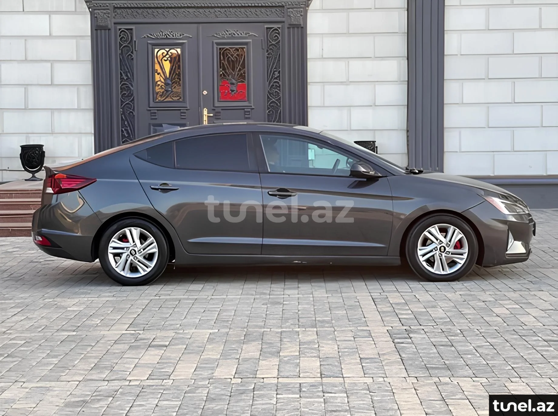 Hyundai Elantra 2020