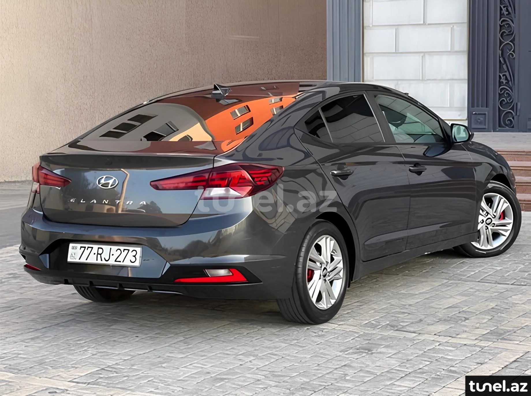 Hyundai Elantra 2020