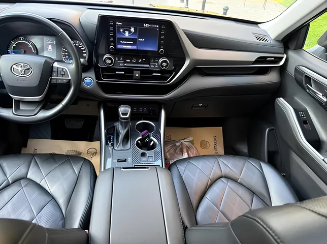 Toyota Highlander, 2.5 L, 2022 year, 62 000 km, Baku - Price: 71 600 ₼ - Tunel.az