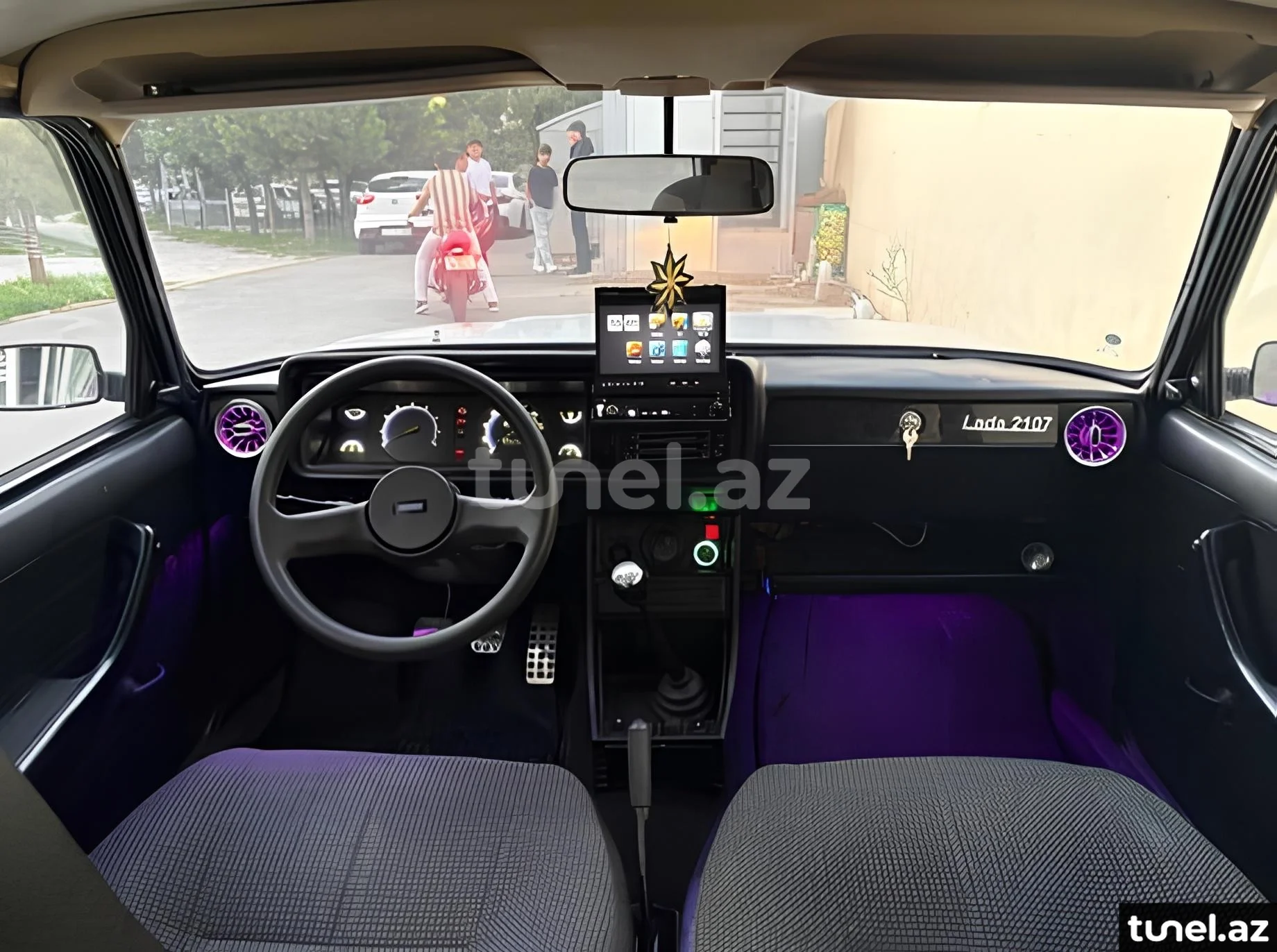 LADA (VAZ) 2107 2011