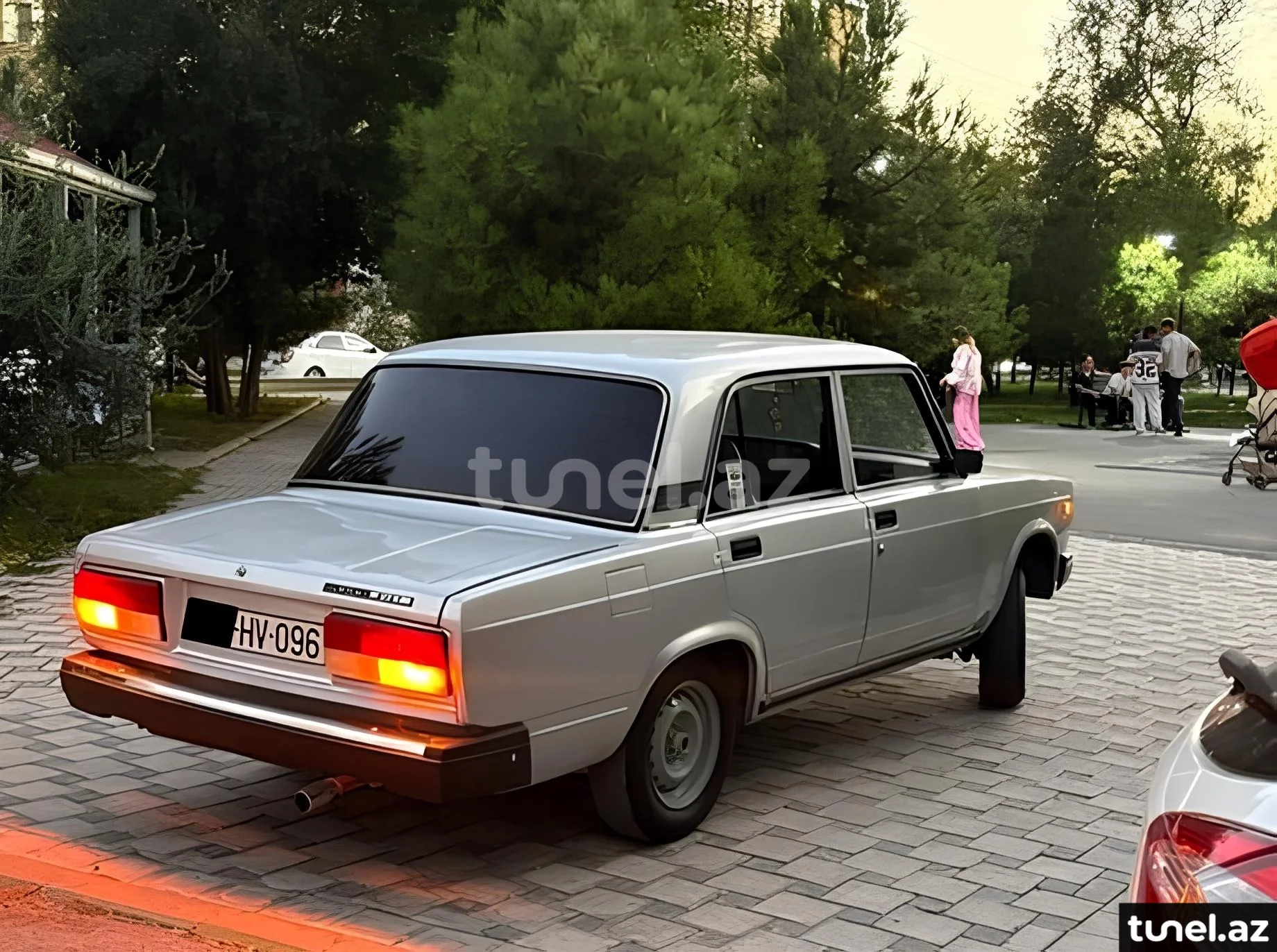LADA (VAZ) 2107 2011