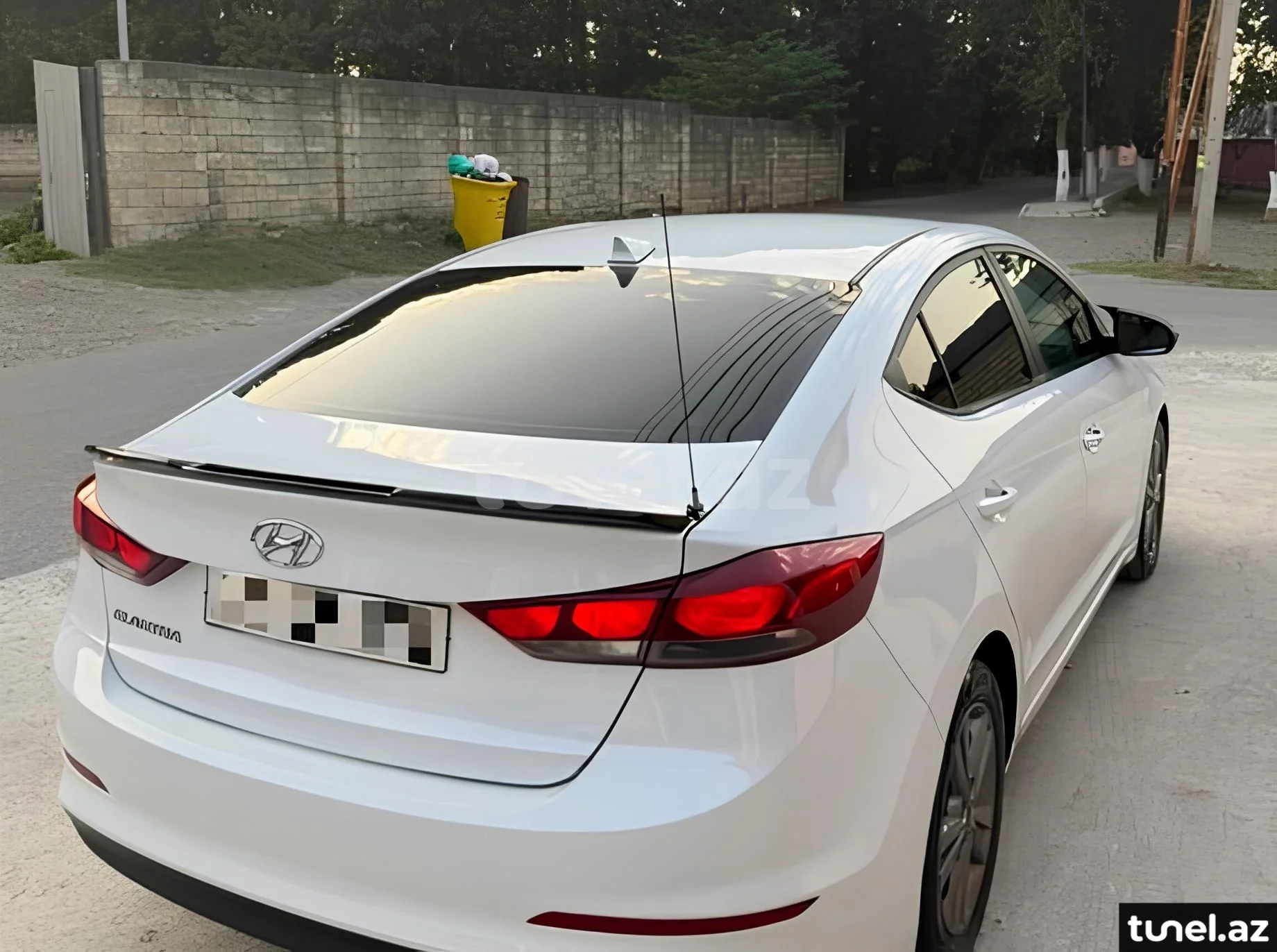 Hyundai Elantra 2017