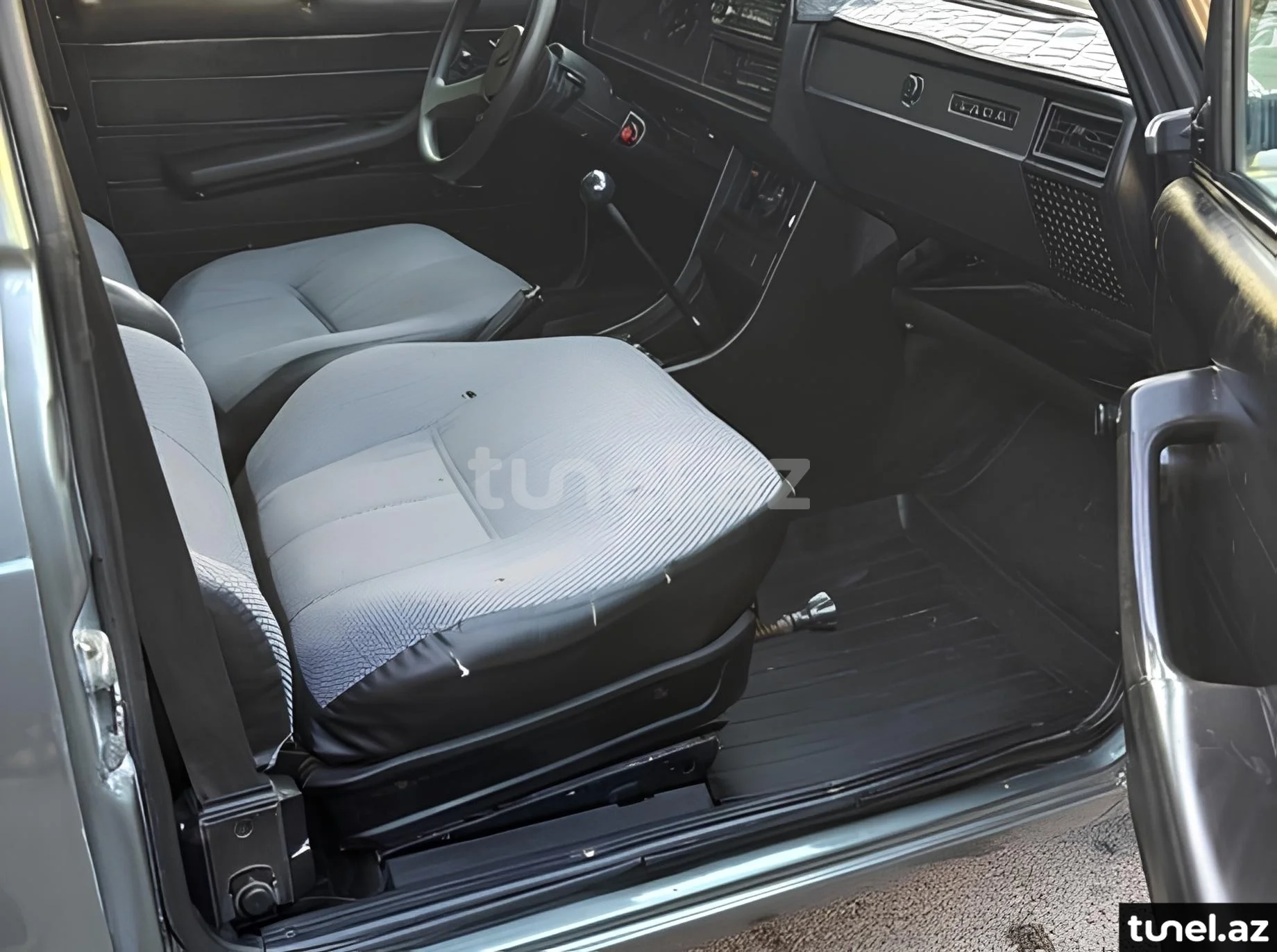 LADA (VAZ) 2107 2011
