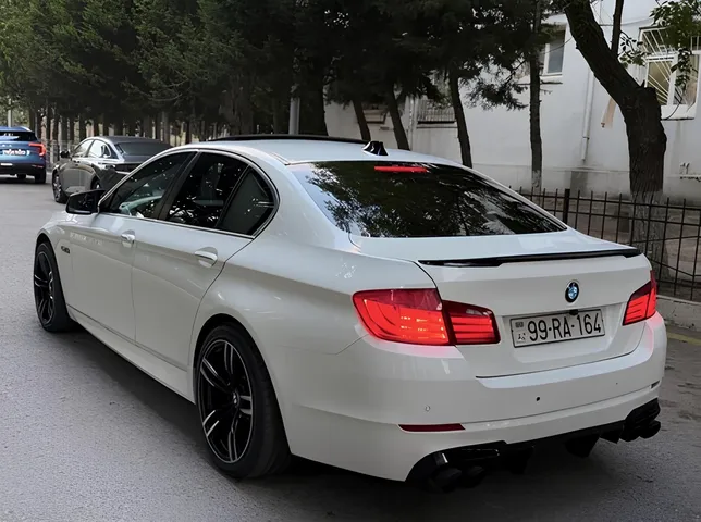 BMW 528, 3.0 L, 2011 год, 270 000 km, Сумгаит - Цена: 25 900 ₼ - Tunel.az