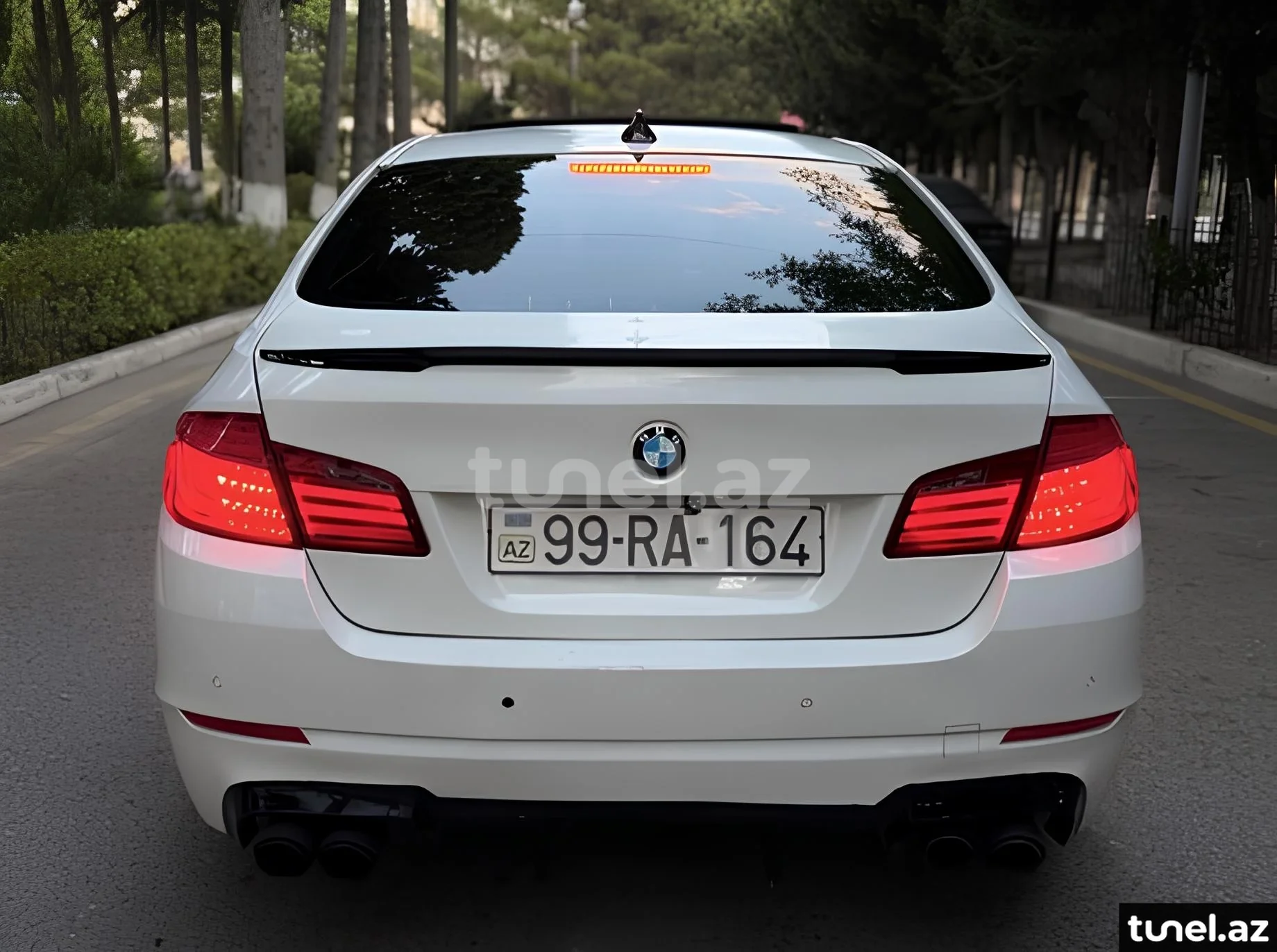 BMW 528 2011