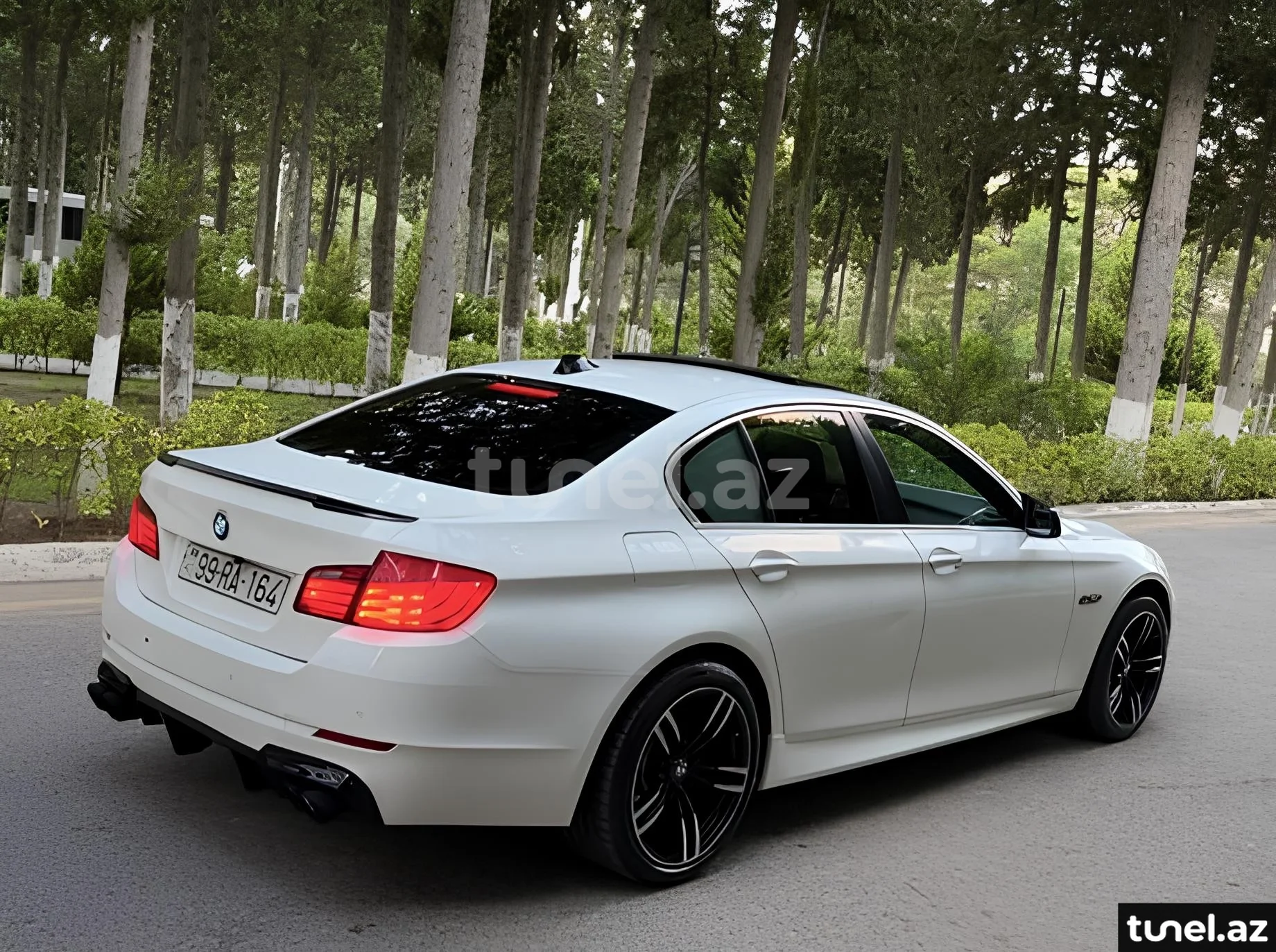 BMW 528 2011