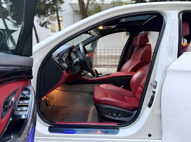 BMW 528, 3.0 L, 2011 год, 270 000 km, Сумгаит - Цена: 25 900 ₼ - Tunel.az
