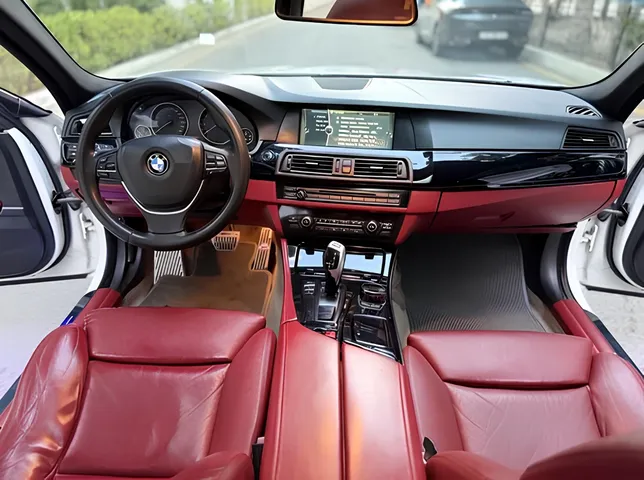 BMW 528, 3.0 L, 2011 год, 270 000 km, Сумгаит - Цена: 25 900 ₼ - Tunel.az