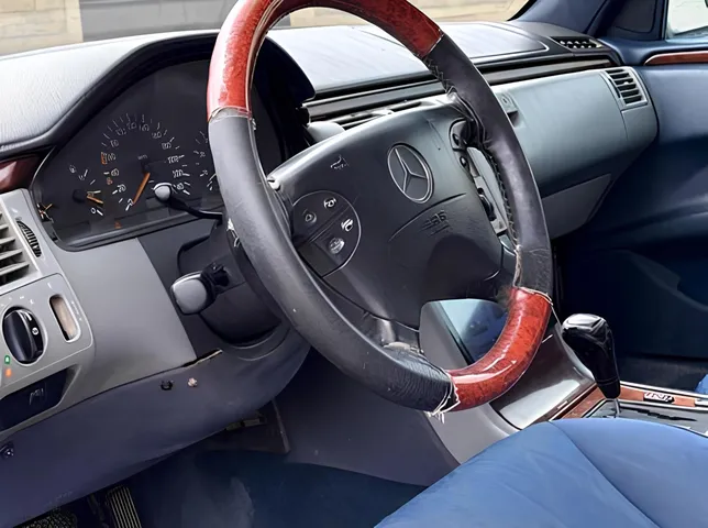 Mercedes E 230, 2.3 L, 1996 i̇l, 296 000 km, Bakı - Qiymət: 6 300 ₼ - Tunel.az