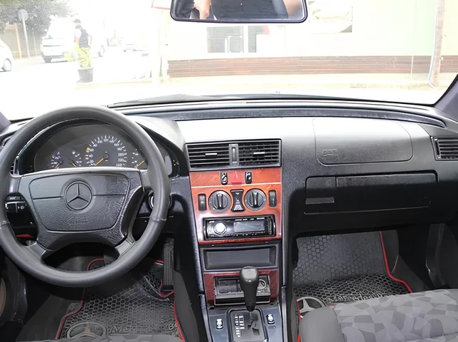 Mercedes C 180, 1.8 L, 1998 year, 298 476 km, Baku - Price: 8 700 ₼ - Tunel.az