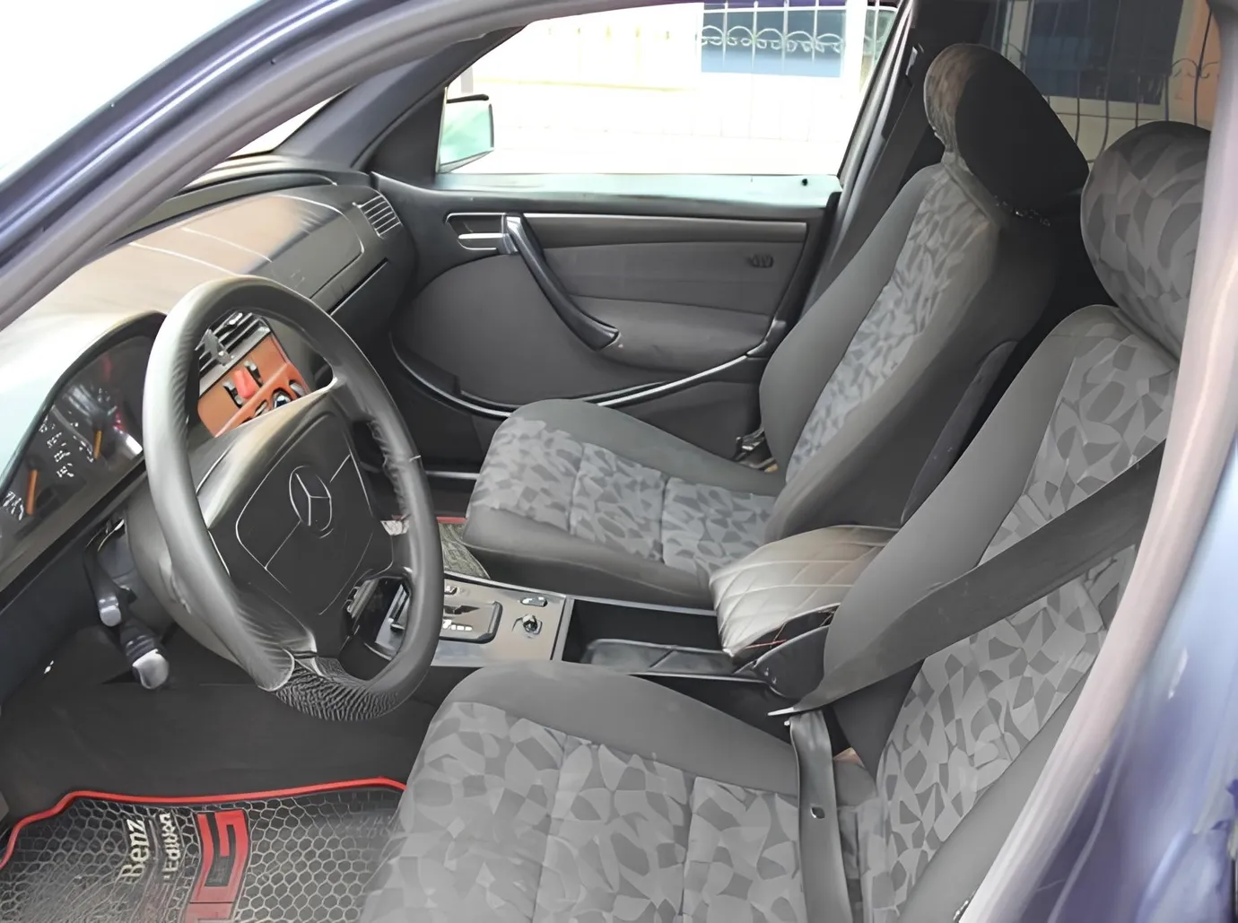 Mercedes C 180, 1.8 L, 1998 year, 298 476 km, Baku - Price: 8 700 ₼ - Tunel.az