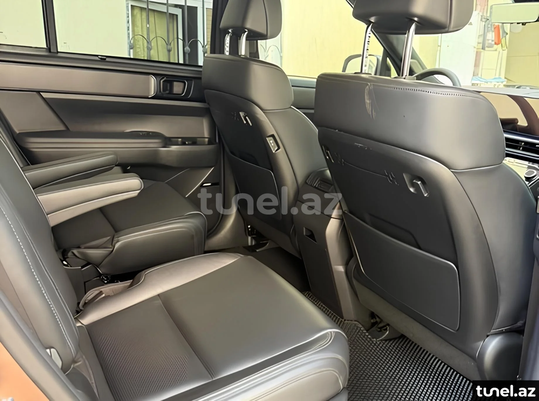 Hyundai Santa Fe 2025