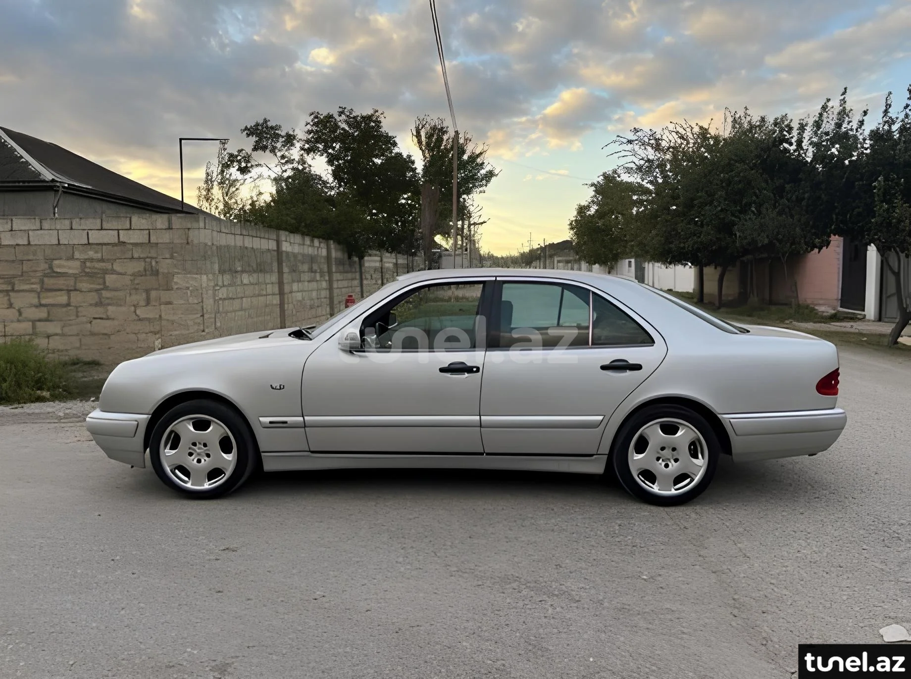 Mercedes E 220 1998