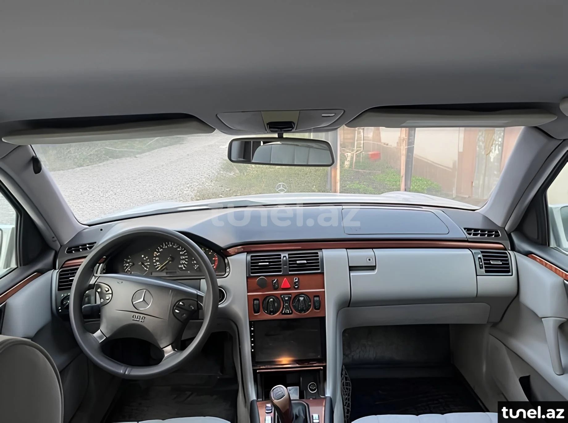 Mercedes E 220 1998