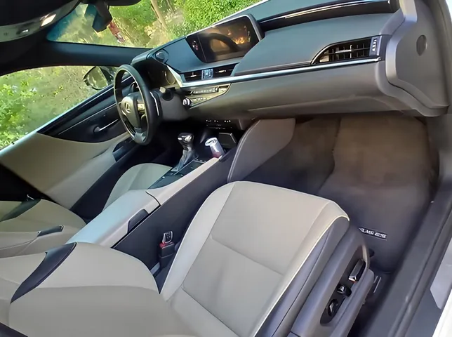 Lexus ES 250, 2.5 L, 2021 year, 135 000 km, Baku - Price: 52 000 ₼ - Tunel.az