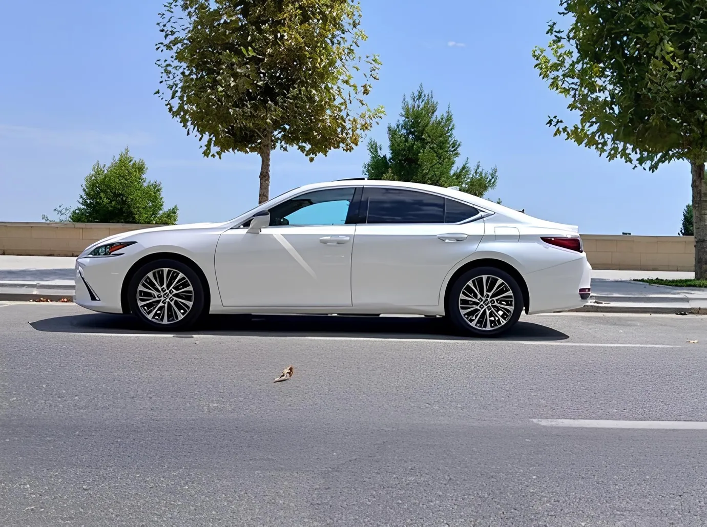 Lexus ES 250, 2.5 L, 2021 year, 135 000 km, Baku - Price: 52 000 ₼ - Tunel.az
