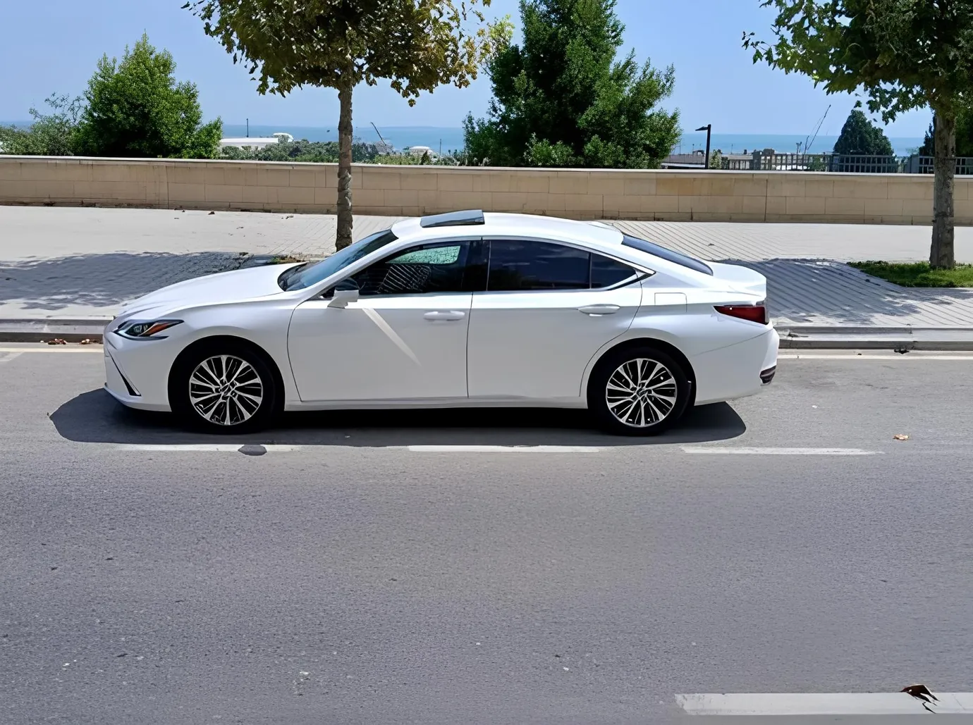 Lexus ES 250, 2.5 L, 2021 year, 135 000 km, Baku - Price: 52 000 ₼ - Tunel.az