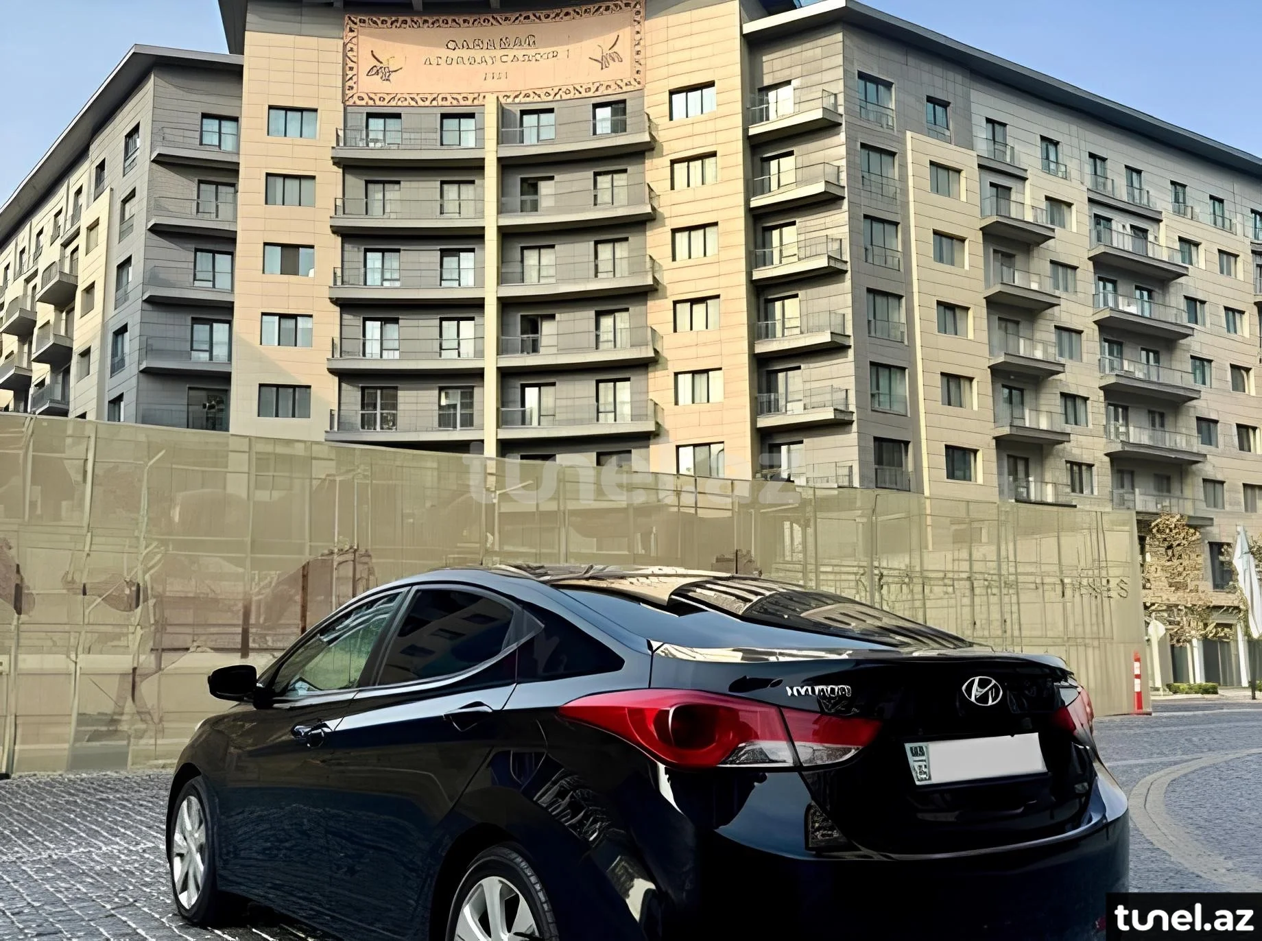 Hyundai Elantra 2012