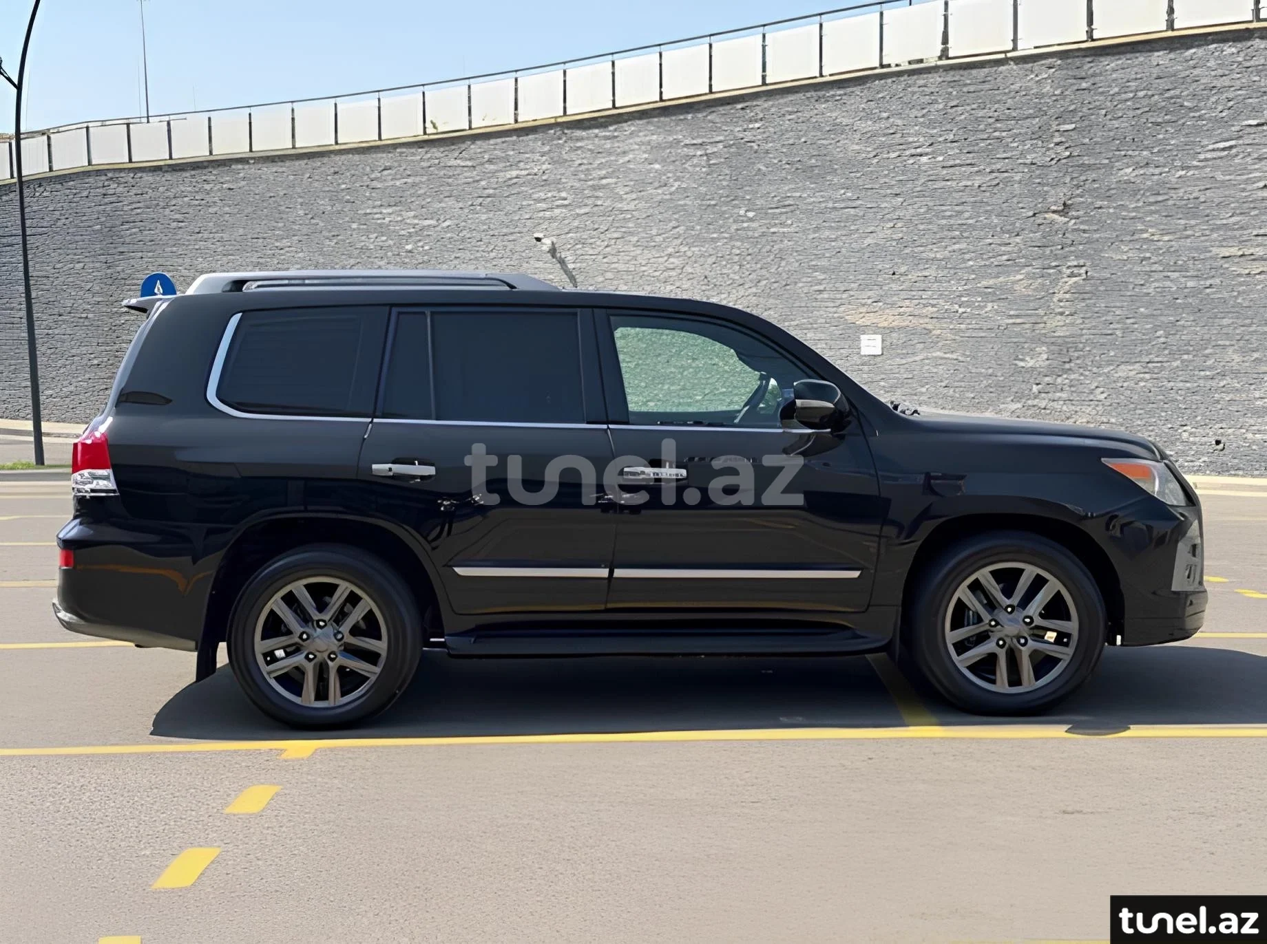 Lexus LX 570 2014