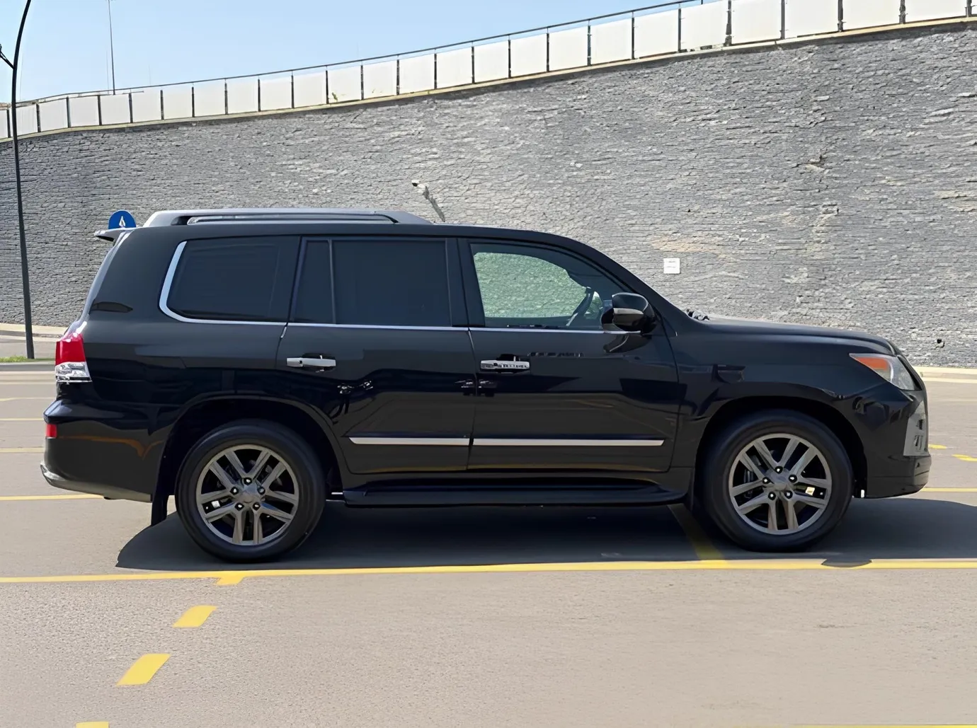 Lexus LX 570, 5.7 L, 2014 жазыңыз жыл, 158 000 km, Baku - Бағасы: 68 500 ₼ - Tunel.az