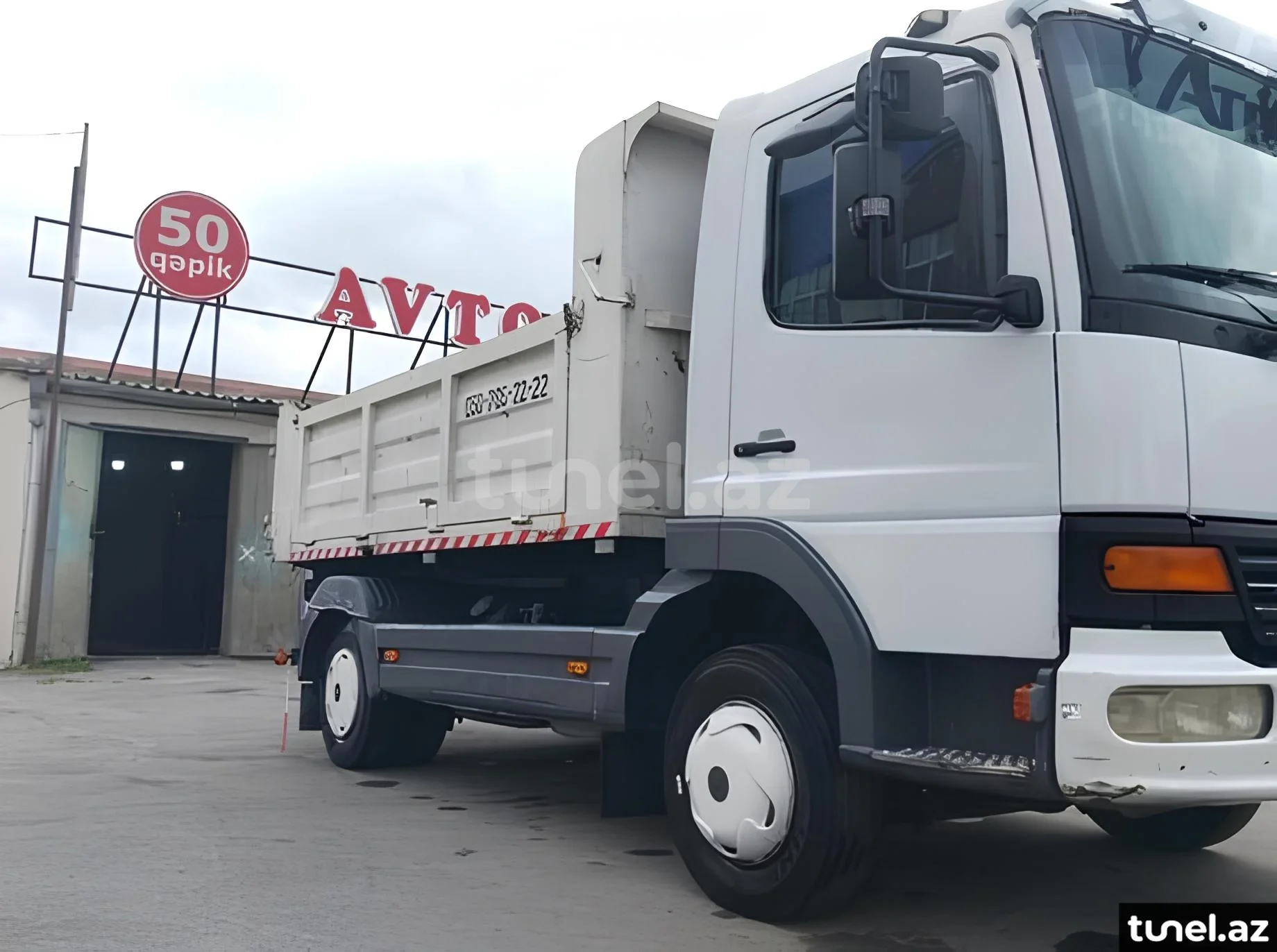 Mercedes Atego 818 2001