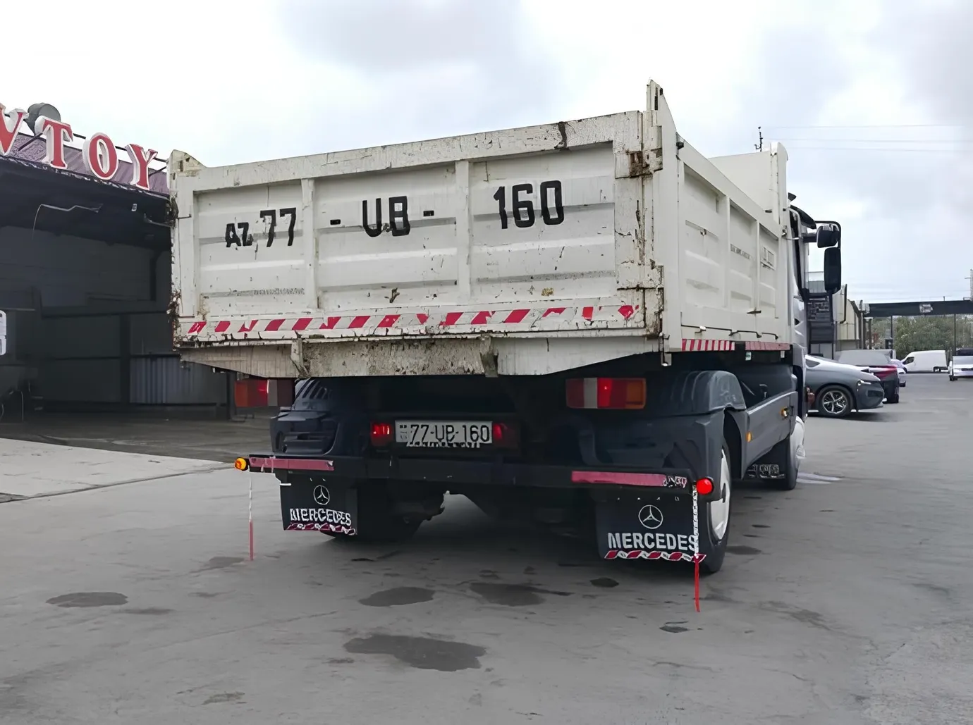Mercedes Atego 818, 4.3 L, 2001 i̇l, 450 000 km, Bakı - Qiymət: 35 000 ₼ - Tunel.az